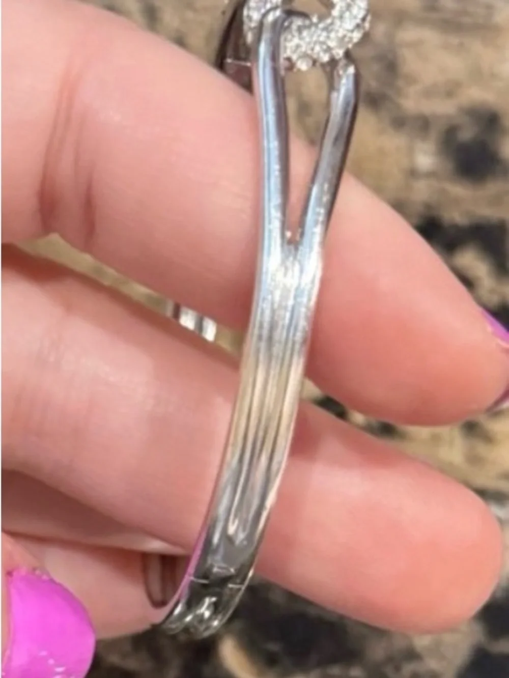 Kate Spade Get Connected
Pave Loop Bangle - EUC - Picture 12 of 15